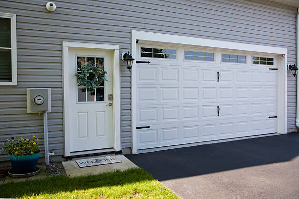 24/7 Emergency Garage Door Panel Replacement experts in Bristol Bay Borough County, AK